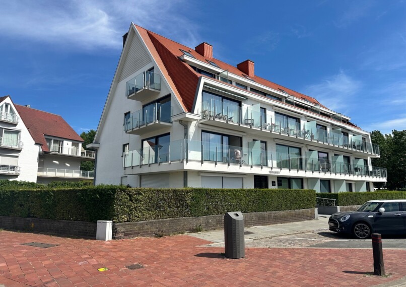 Aangename duplex in villa tussen casino en La Réserve