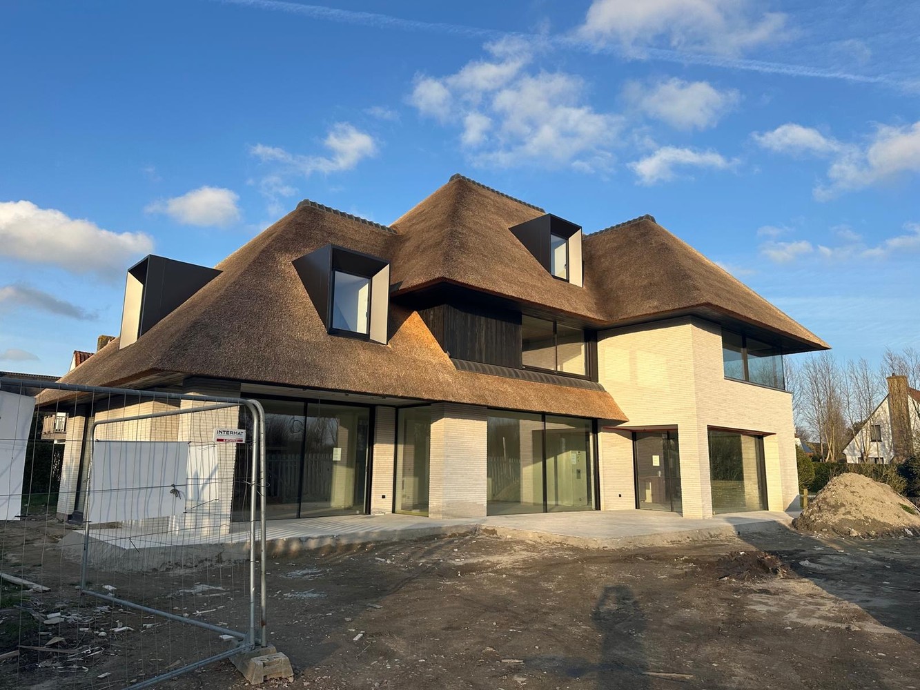 Riante nieuwbouwvilla te huur aan de rand van het Zoute!